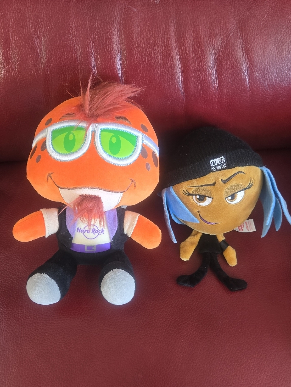 Hard Rock Cafe Orange Plush & TY  Jailbreak Plush.